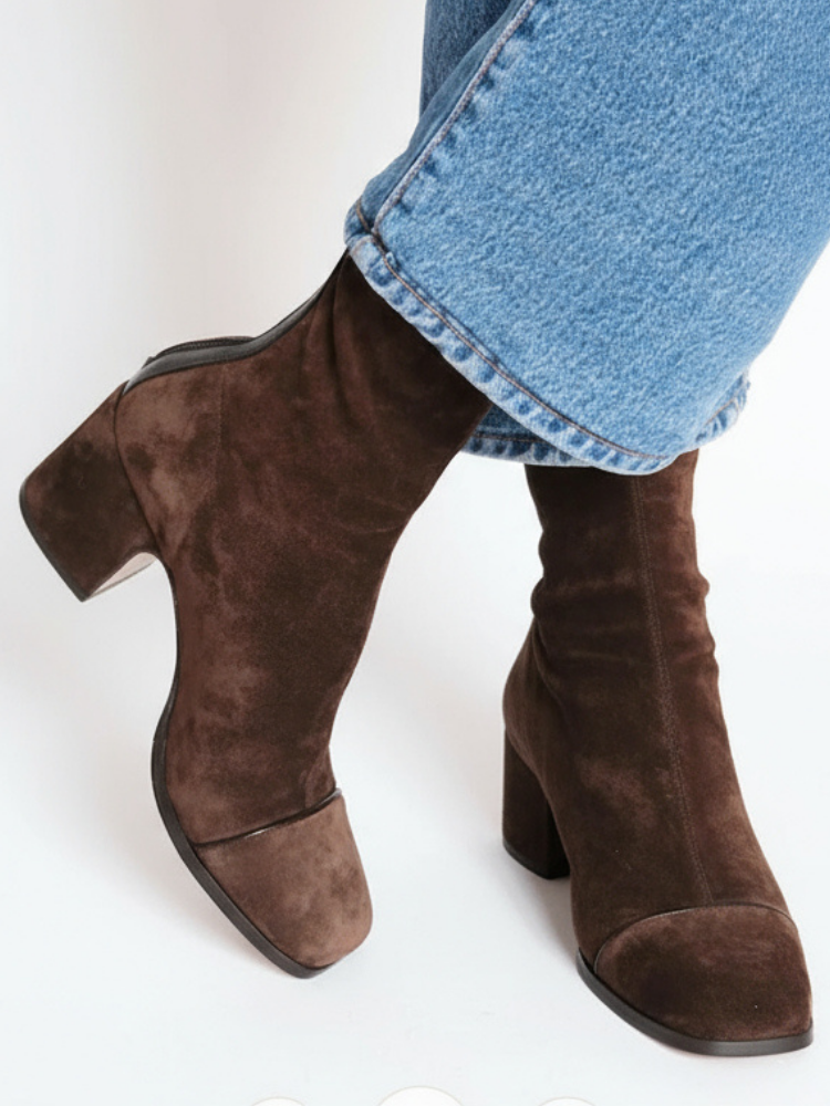 Dark Brown / 43