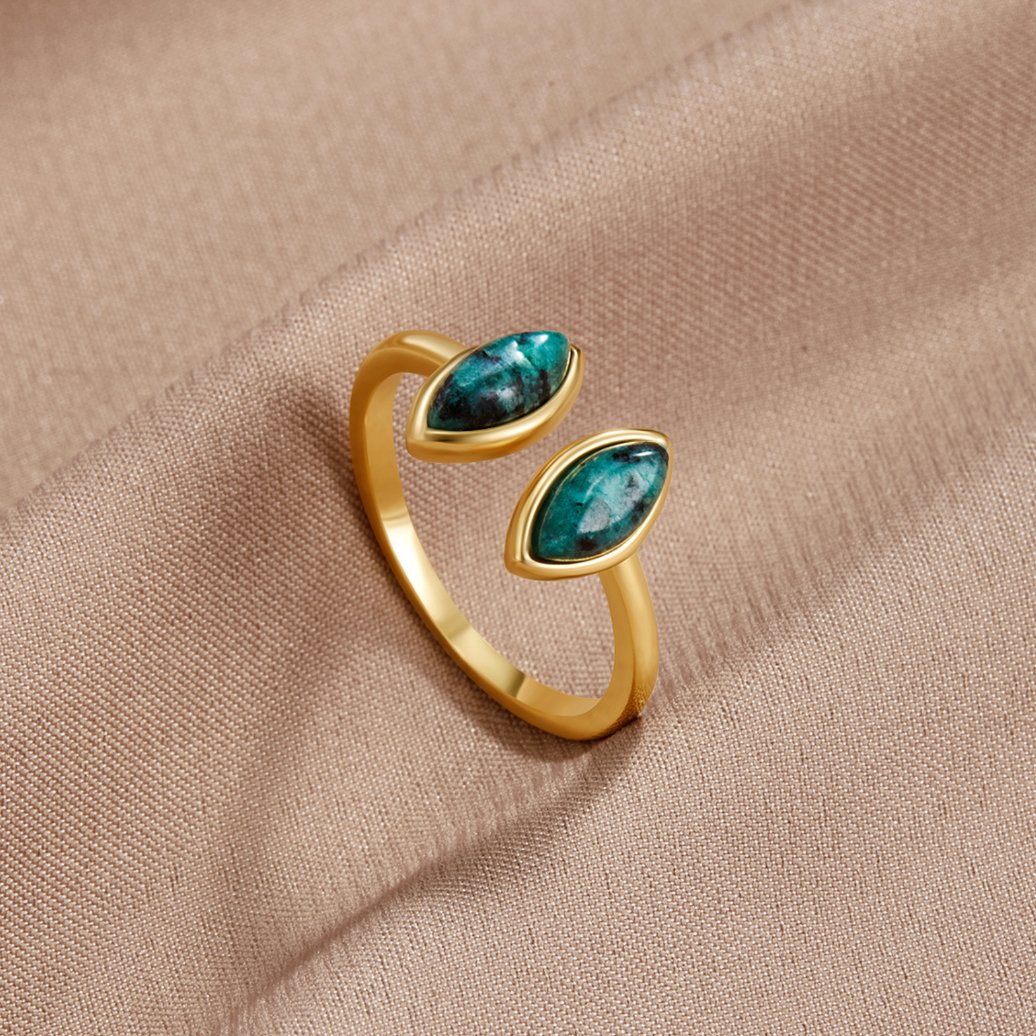 Adjustable (Fits US 9-11) / 18K Gold
